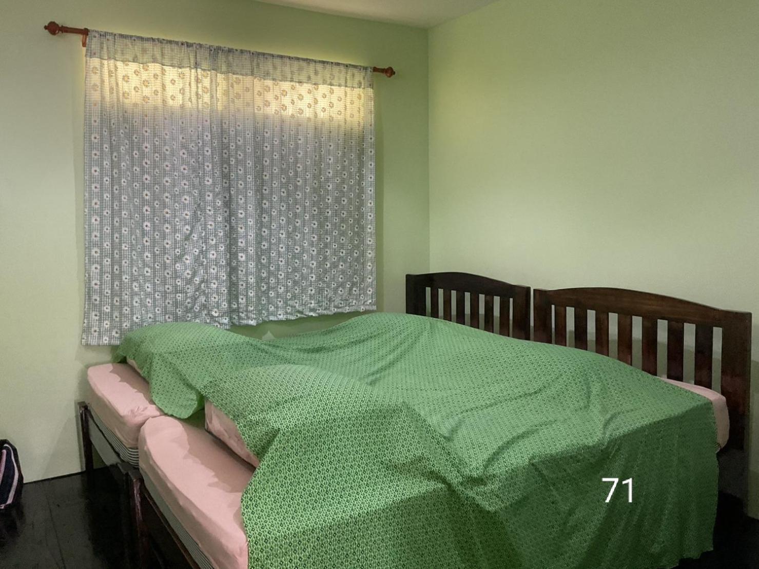 Home Stay At Tapae Чиангмай Экстерьер фото