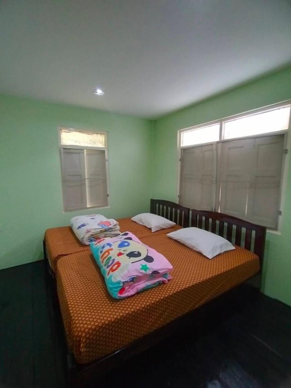 Home Stay At Tapae Чиангмай Экстерьер фото