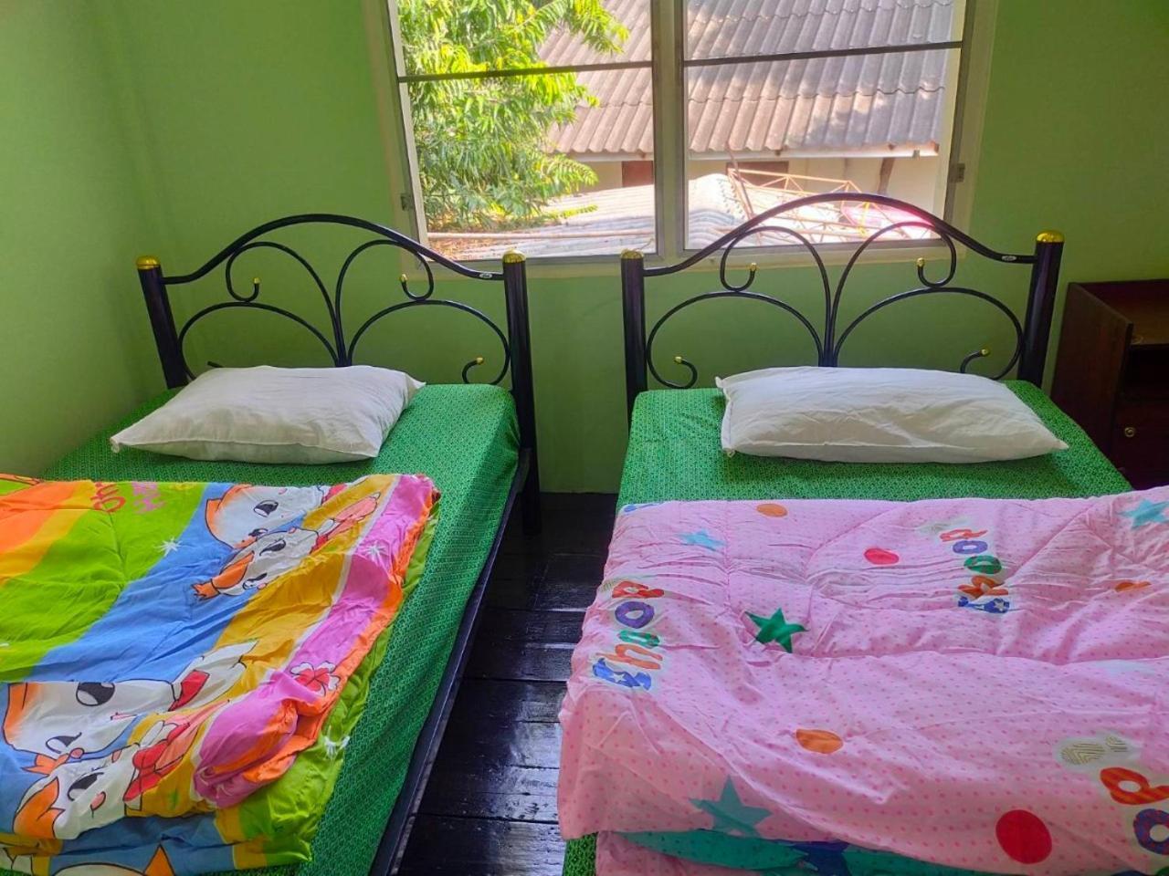 Home Stay At Tapae Чиангмай Экстерьер фото