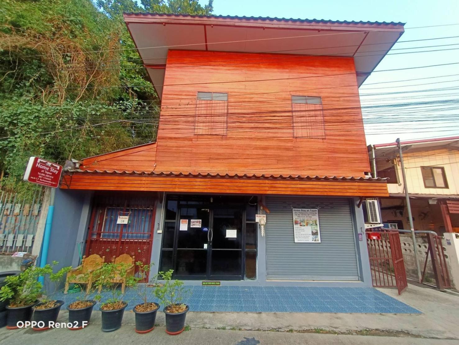 Home Stay At Tapae Чиангмай Экстерьер фото