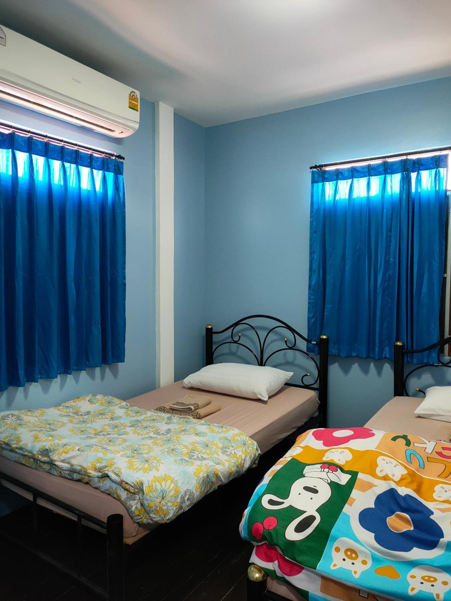Home Stay At Tapae Чиангмай Экстерьер фото
