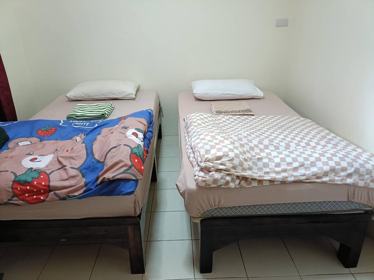 Home Stay At Tapae Чиангмай Экстерьер фото