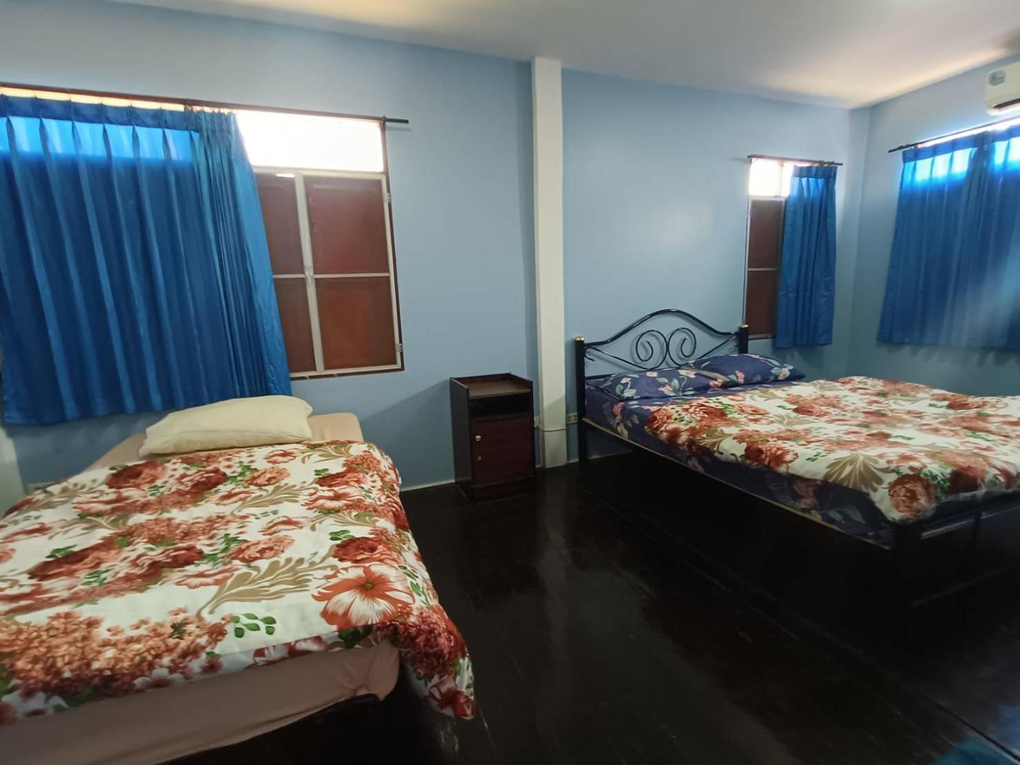 Home Stay At Tapae Чиангмай Экстерьер фото