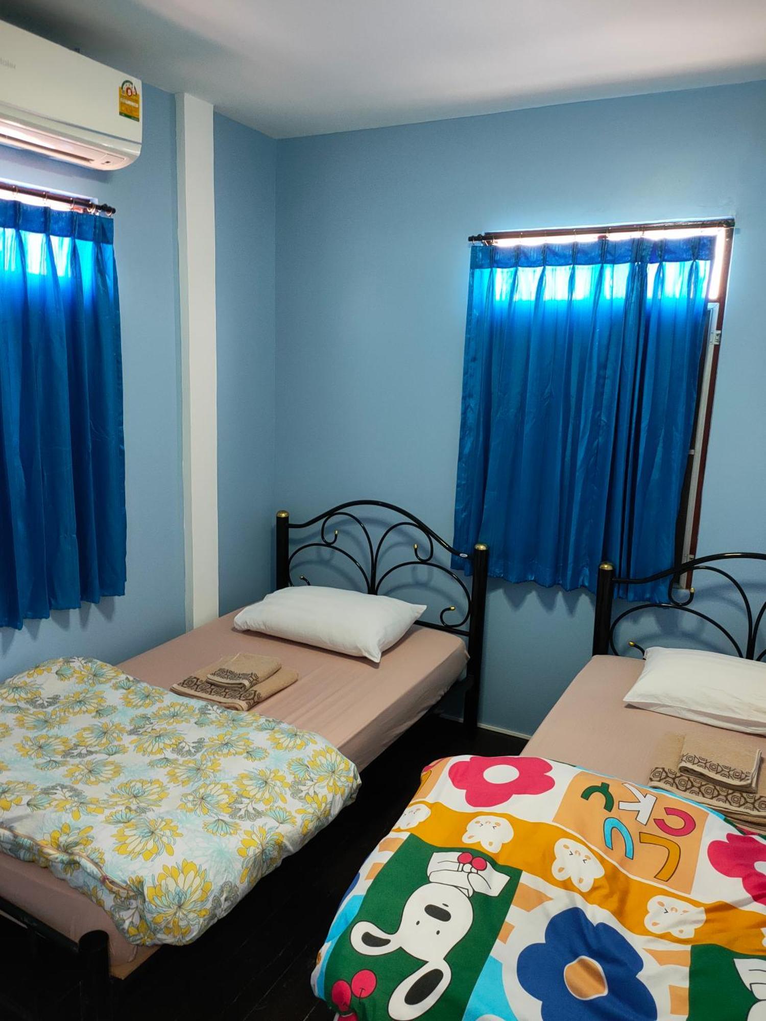 Home Stay At Tapae Чиангмай Экстерьер фото